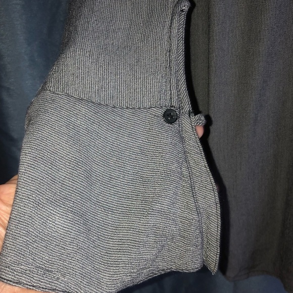 Free People Gray Lightweight Shirt Jacket -pinstripe, 100% rayon- woman’s small - Picture 4 of 16